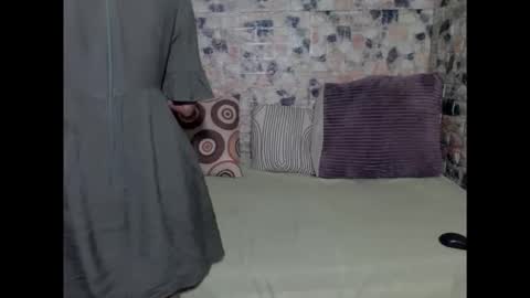 leah is the name online show from April 13, 4:28 am