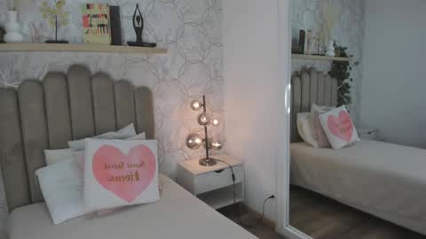 Cherry online show from September 14, 1:01 pm