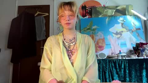 Nika online show from May 3, 12:33 pm