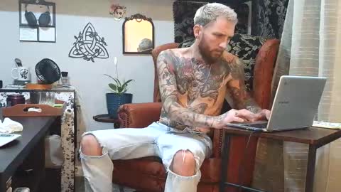 chiarov online show from April 14, 3:54 am