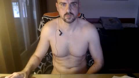 chicocam1983 online show from December 20, 5:20 pm