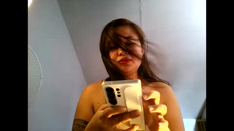 Hotmami online show from April 5, 6:32 am