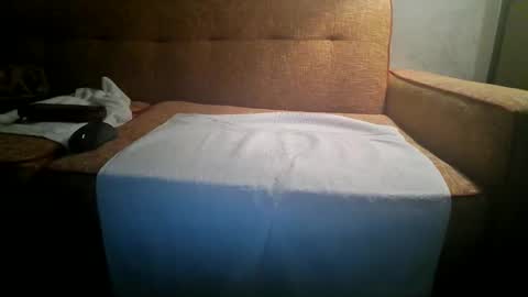 chippy70 online show from February 9, 4:27 am