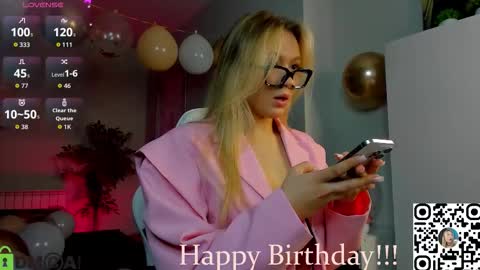 Chloe Lov GTM2 Mon Tue Thu Sat Sun 0400am - 1030m online show from October 27, 1:27 am