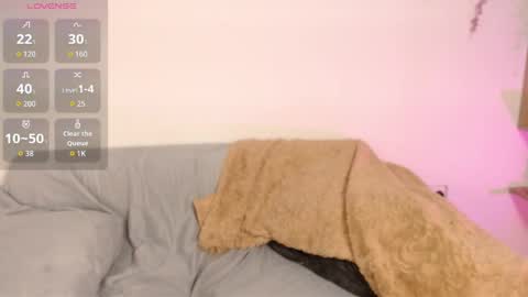 chloe_peach_ online show from June 5, 12:43 pm