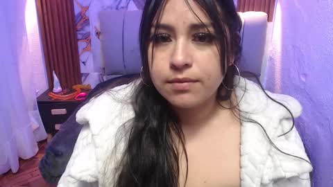chloe_smith5 online show from January 10, 6:46 pm