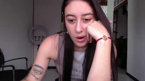 Chloe  online show from June 23, 11:00 pm