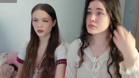 My name is Chloe Like my broadcast pls online show from May 3, 5:13 am