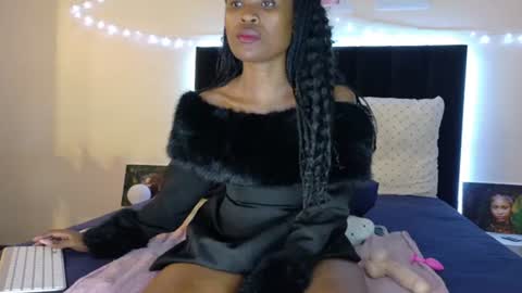 Chloe Chrome online show from July 15, 10:25 pm