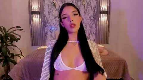 chloemasonn online show from April 15, 11:24 am