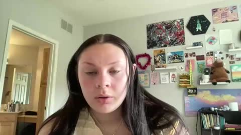 chocolatevanillaswirl3 online show from April 11, 9:08 pm