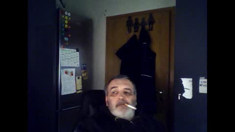 Snapshot of chris250268 chatting on December 31, 11:09 am Chris online show from December 31, 11:09 am
