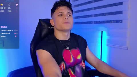 Chris Argent online show from October 8, 3:24 am