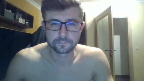 chris_cum4u online show from December 28, 11:48 pm