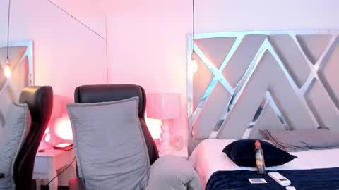 Chris Diamond online show from February 7, 9:07 pm