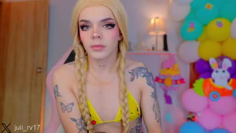 juli   Instagram july rv17 - Twitter juli rv17     online show from April 13, 1:04 pm