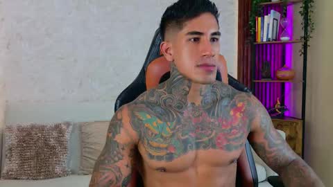 chris reilly online show from November 28, 2:13 pm