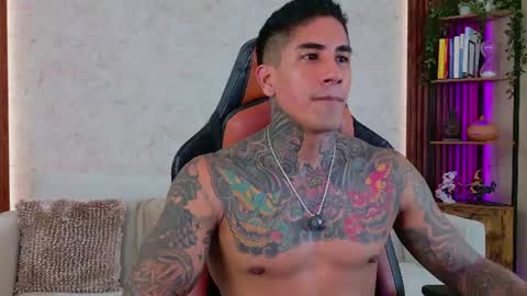 chris reilly online show from July 23, 8:06 pm