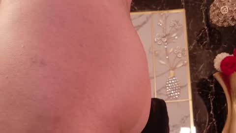 Chris online show from February 8, 5:11 am