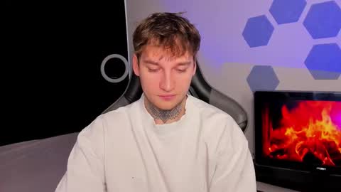 Chris Tyson online show from October 6, 10:22 am