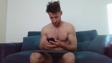 chrisaron online show from April 22, 4:52 am