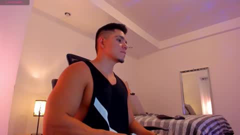 chrismorgan24 online show from January 31, 10:40 pm