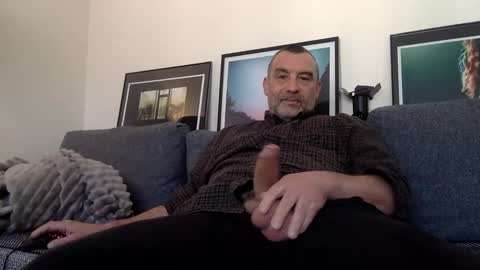 chrispanam13 online show from April 6, 9:10 am