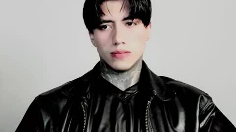 Snapshot of chriss_opp chatting on October 28, 1:06 am CHRIS  INDEPENT MODEL online show from October 28, 1:06 am