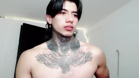 Snapshot of chriss_opp chatting on February 18, 8:47 pm CHRIS  INDEPENT MODEL online show from February 18, 8:47 pm