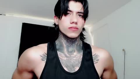 Snapshot of chriss_opp chatting on February 22, 12:18 pm CHRIS  INDEPENT MODEL online show from February 22, 12:18 pm