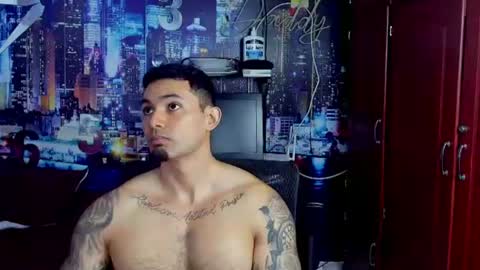 Chriss Stewart online show from July 18, 2:13 am