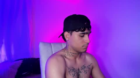 Christian Wang online show from December 21, 11:22 pm