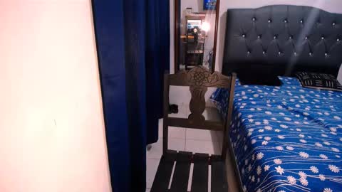 Snapshot of christian_maln chatting on October 6, 12:28 am christian_maln online show from October 6, 12:28 am