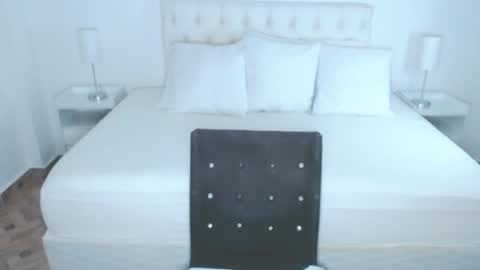 christiandiorx online show from February 20, 2:33 am