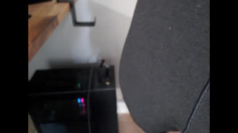 Chris online show from May 10, 10:43 am