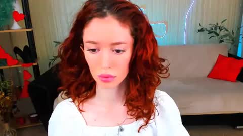 christinaconteeree online show from July 25, 7:12 pm