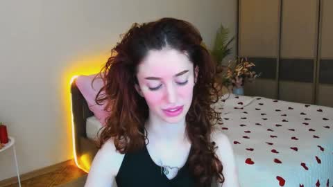 christinaconteeree online show from April 5, 3:25 am