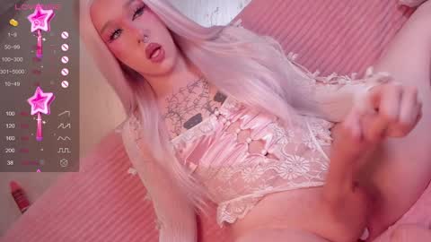 crisss online show from December 8, 1:36 pm