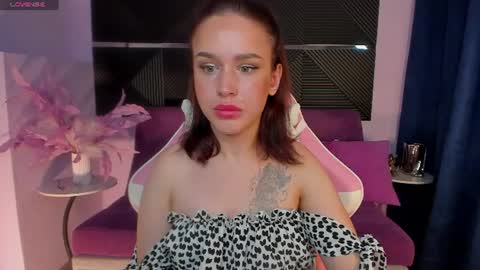 Christina online show from June 11, 8:34 am