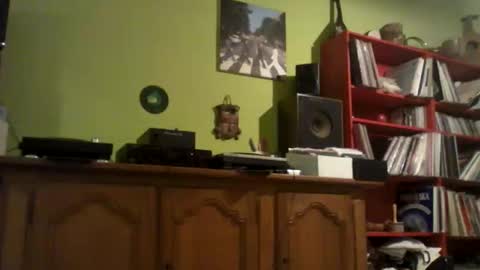 Chris online show from November 9, 4:43 pm