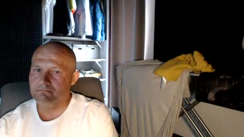 christopher 37763920 online show from July 6, 9:39 am