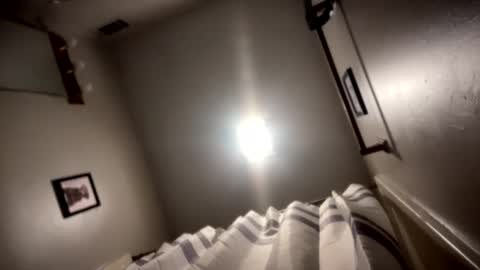 chriswells062590 online show from April 19, 11:44 am