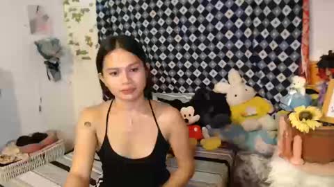 Ur Suraya22 online show from January 16, 8:36 pm