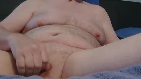 Snapshot of chubbybiguyforfun chatting on October 28, 1:45 pm chubbybiguyforfun online show from October 28, 1:45 pm