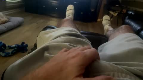 chucktownguy81 online show from December 29, 4:40 pm