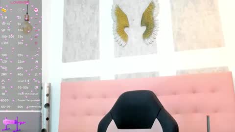 ...   ... online show from March 18, 5:46 am