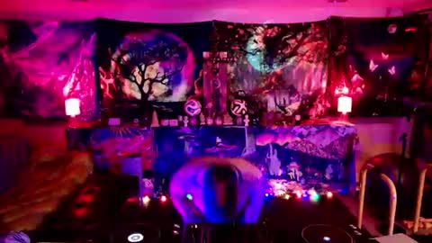 Erick Duzzit online show from July 9, 5:44 am