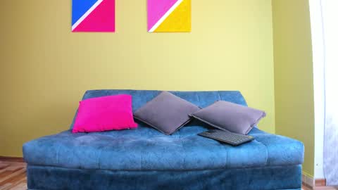 Cinderela Jackson online show from September 24, 11:39 am