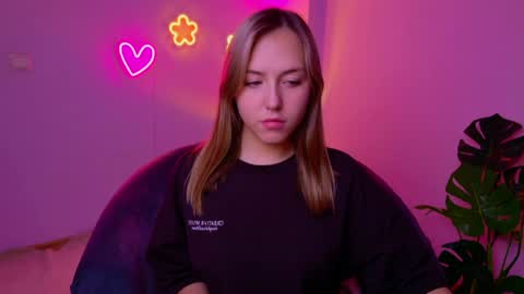 cindylovesmith online show from June 4, 3:45 am