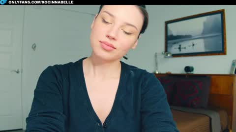 Snapshot of cinnabelle chatting on October 6, 9:21 pm Cinnabelle online show from October 6, 9:21 pm
